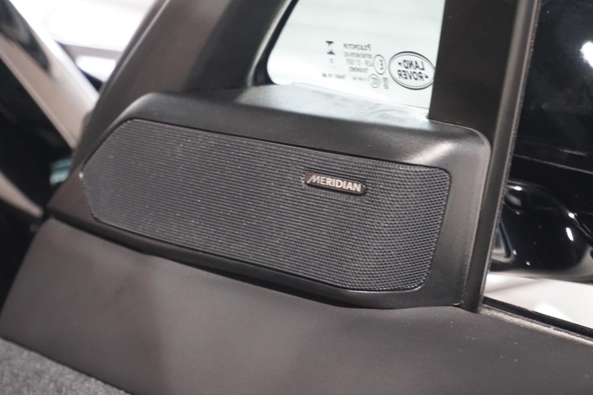 Land Rover Range Rover Sport 3.0 D300 MHEV Dynamic SE SUV 5dr Diesel Auto 4WD Euro 6 (s/s) (300 ps)